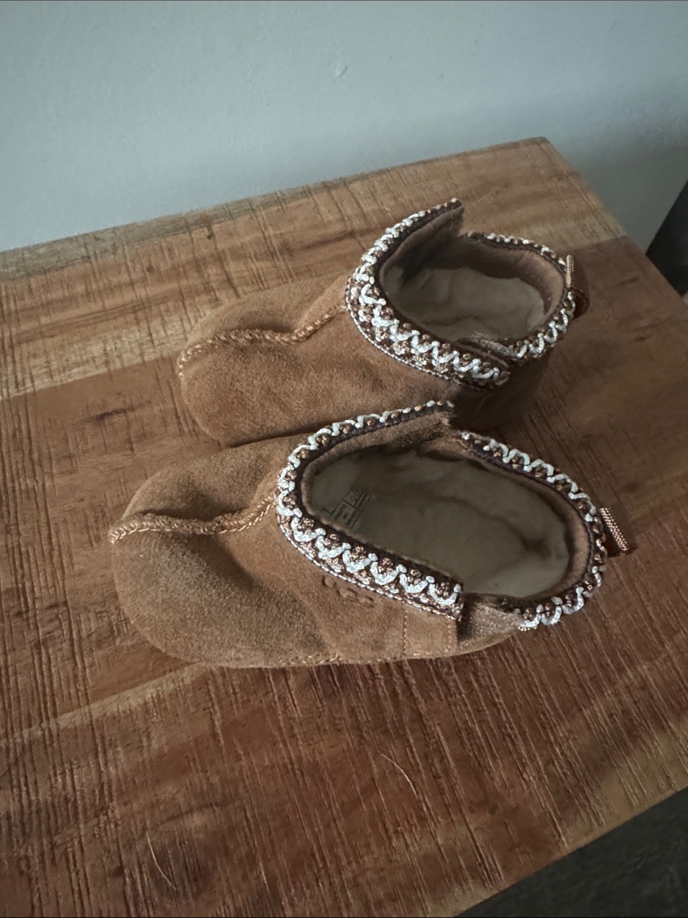 Ugg Infants Cozy Moccasin Booties in Chestnut Brown